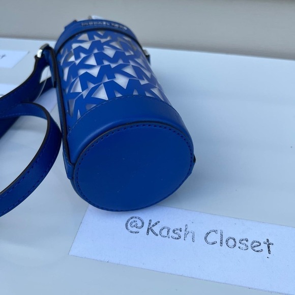 Michael Kors Water Bottle Crossbody Holder MK Giftable Electric Blue - Picture 7 of 10